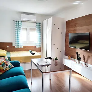 Bright And Quiet In Apartamento Málaga